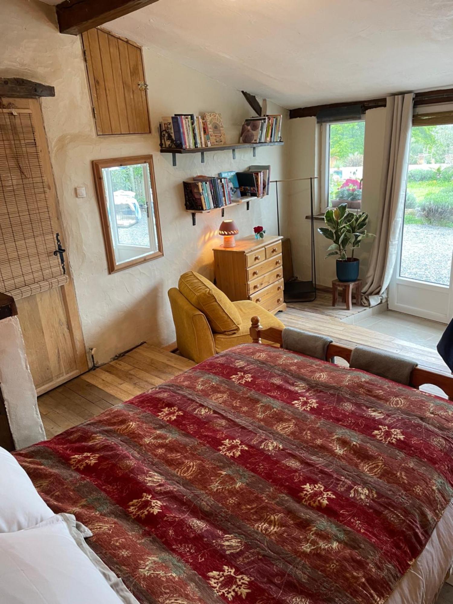 Delightful French Rustic Studio Jumilhac-le-Grand Ngoại thất bức ảnh