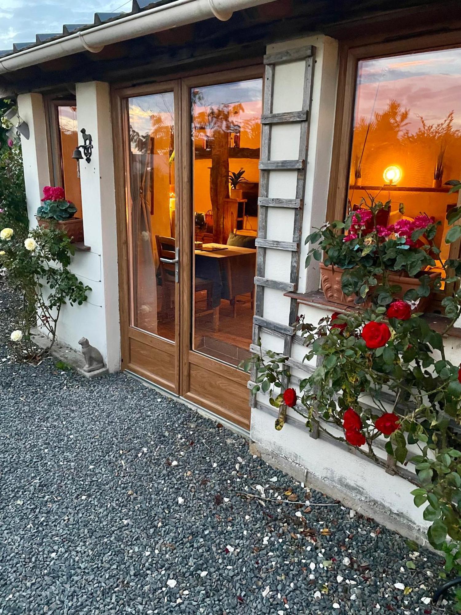 Delightful French Rustic Studio Jumilhac-le-Grand Ngoại thất bức ảnh
